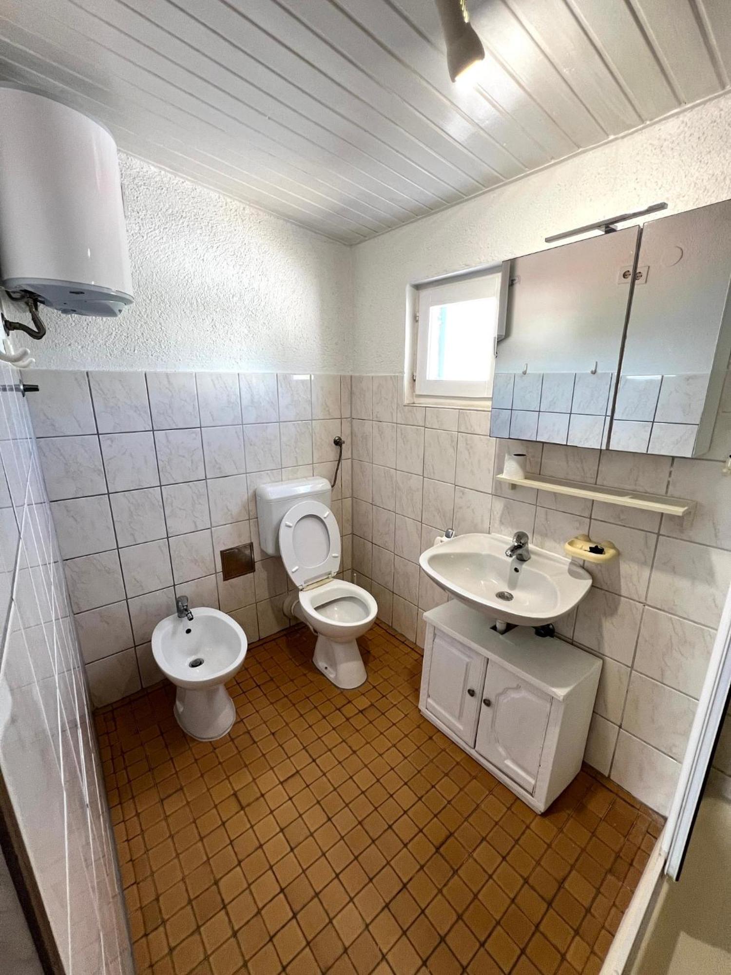 Apartment Jole Razanj Bagian luar foto